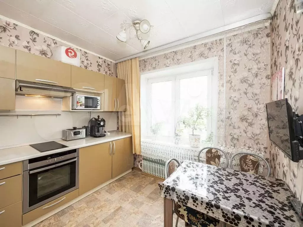 3-к. квартира, 63,2 м, 1/9 эт. - Фото 1