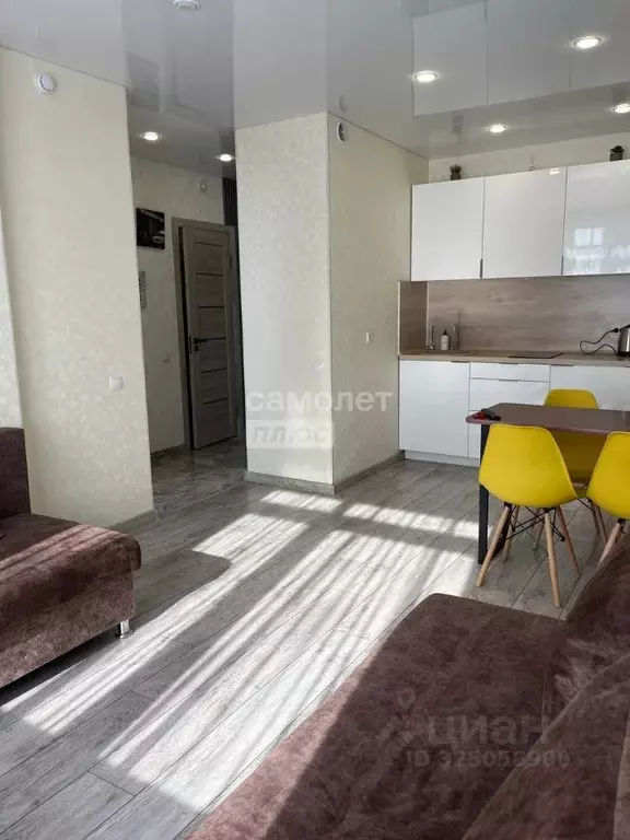 1-к кв. Тюменская область, Тюмень Харьковская ул., 74 (40.0 м) - Фото 2