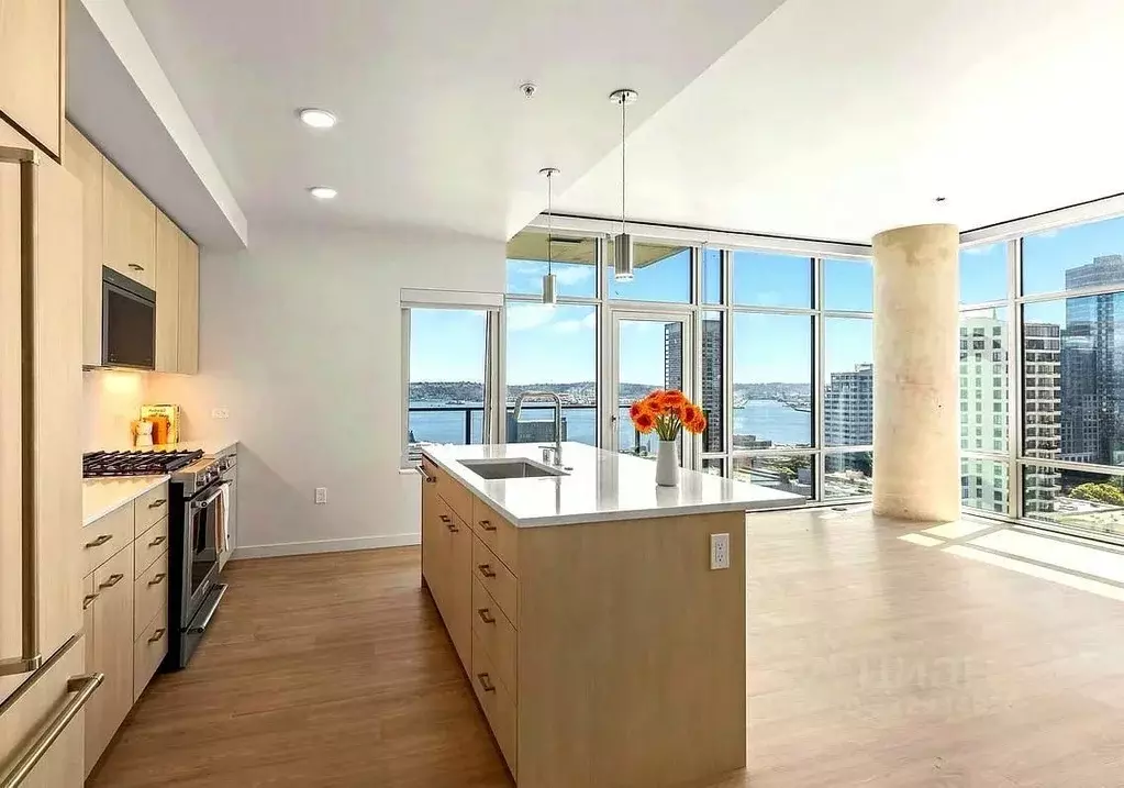 2-к кв. Краснодарский край, Сочи Светлана мкр, просп. Пушкина, 4А ... - Фото 1