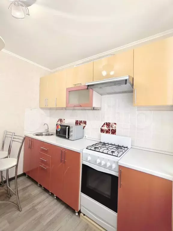 1-к. квартира, 40 м, 7/10 эт. - Фото 0