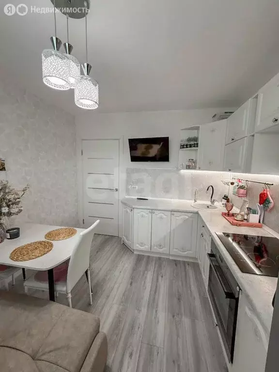 1-комнатная квартира: Череповец, Ленинградская улица, 60 (38.5 м) - Фото 1