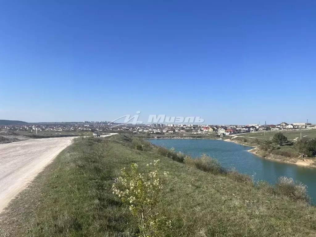 Участок в Крым, Симферопольский район, с. Чистенькое  (6.0 сот.) - Фото 1