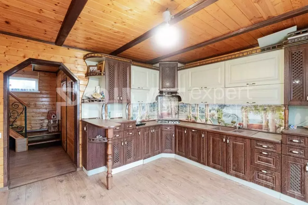Дом в Омская область, Омск Восток СНТ, аллея 6-я (123 м) - Фото 0