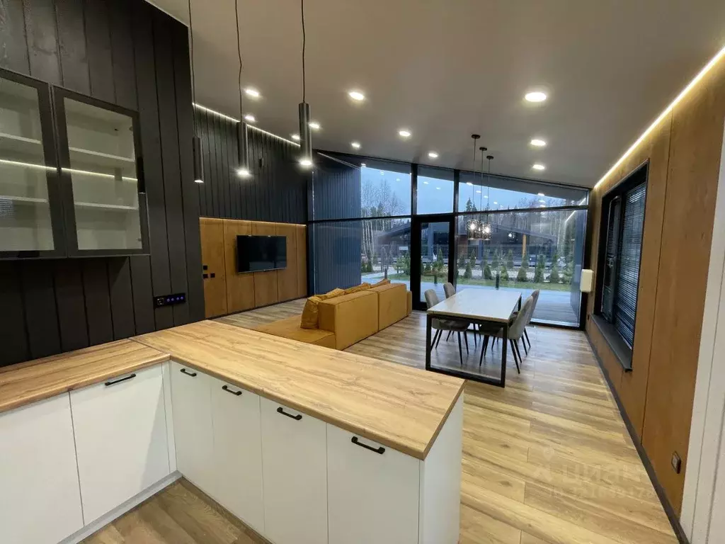 Коттедж в Московская область, Серпухов городской округ, д. ... - Фото 1