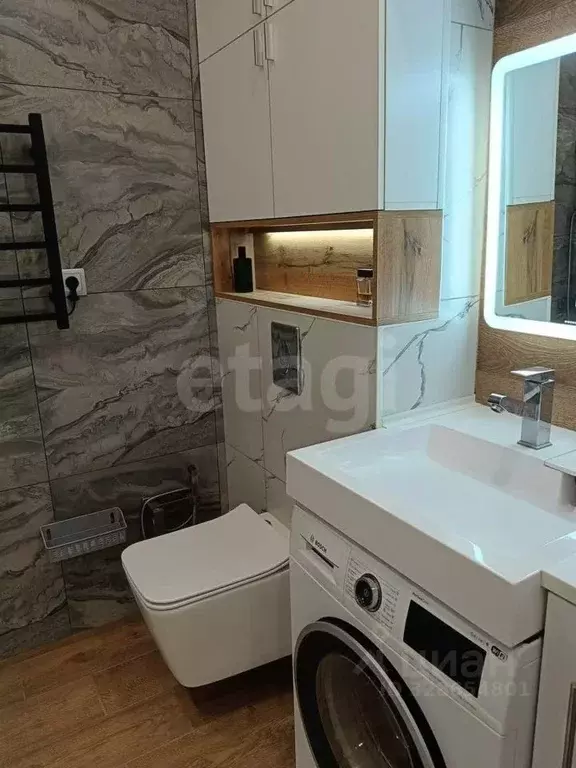 Студия Тюменская область, Тюмень ул. Стройотрядовская, 10 (30.0 м) - Фото 1