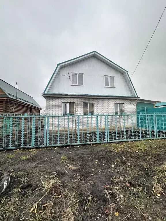 Дом в Ульяновская область, Ульяновск ул. 1-я Бутурлиных, 24А (150 м) - Фото 2