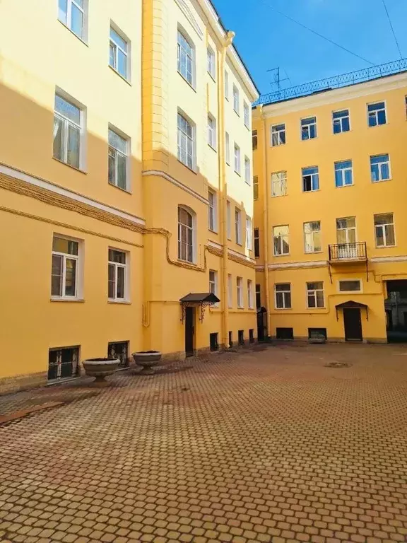 2-к кв. Санкт-Петербург наб. Реки Мойки, 28 (66.0 м) - Фото 1