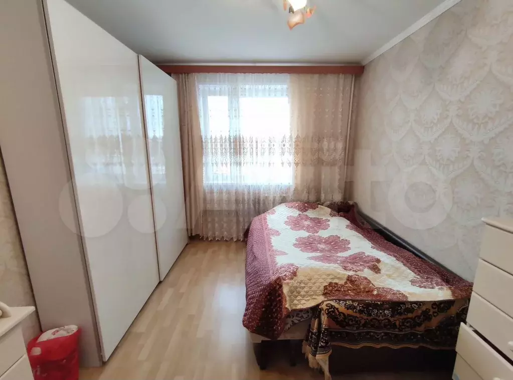 Комната 15 м в 3-к., 10/17 эт. - Фото 1
