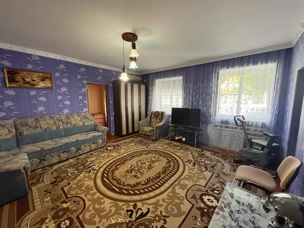 Дом в Ставропольский край, Новоалександровск ул. Гагарина (74 м) - Фото 1