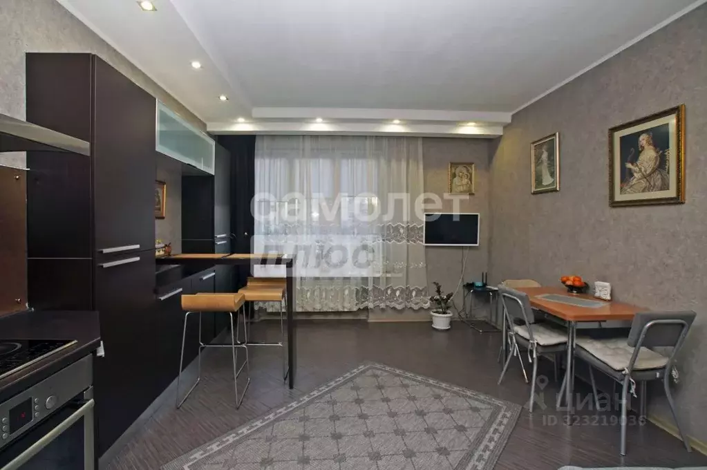 2-к кв. Омская область, Омск ул. Маршала Жукова, 76 (42.0 м) - Фото 1