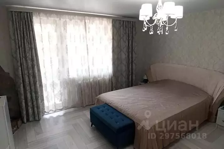 2-к кв. Крым, Алушта ул. Октябрьская, 34 (68.0 м) - Фото 0