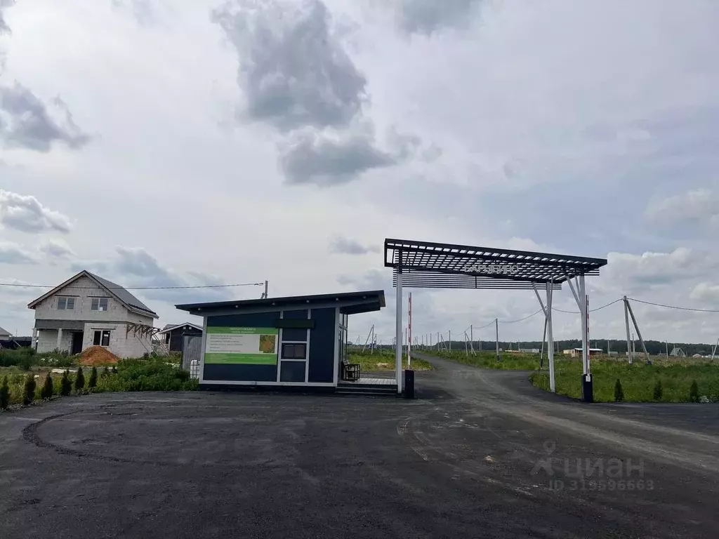Участок в Московская область, Домодедово городской округ, с. ... - Фото 0