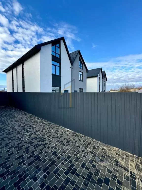 Коттедж в Крым, Евпатория городской округ, Заозерное пгт ул. ... - Фото 2