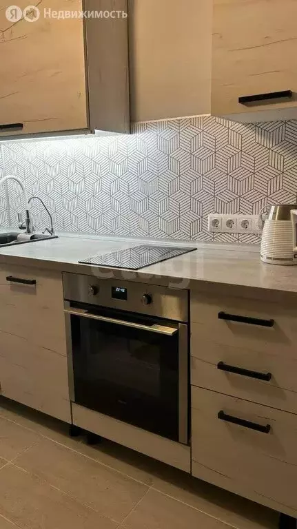 Квартира-студия: Челябинск, улица Энгельса, 4 (35.8 м) - Фото 0