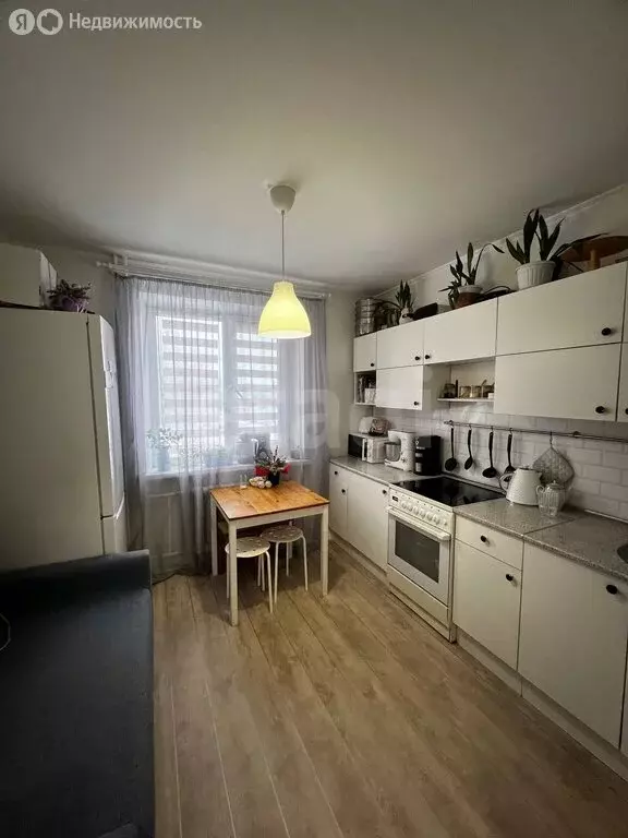 1-комнатная квартира: Тюмень, улица Домостроителей, 14 (34.8 м) - Фото 1
