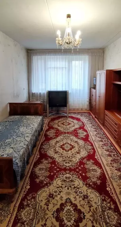 3-к кв. Кировская область, Кирово-Чепецк Первомайская ул., 4к3 (59.1 ... - Фото 1