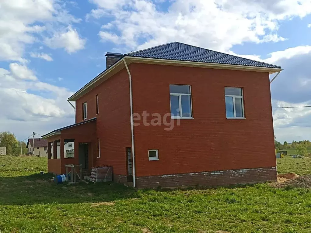 Дом в Смоленская область, Смоленский район, с. Талашкино  (220 м) - Фото 0