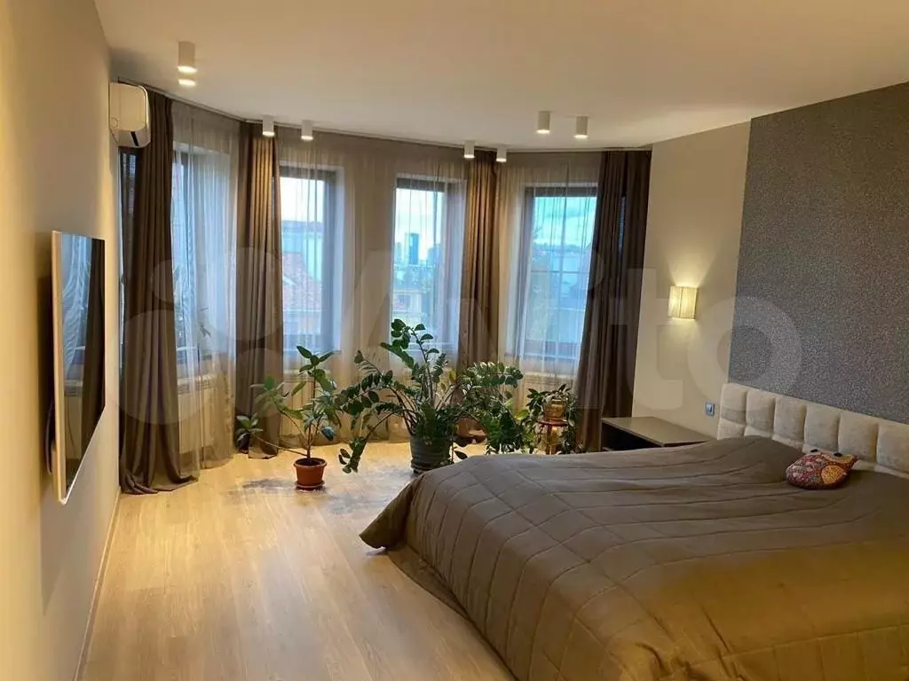 3-к. квартира, 100 м, 3/4 эт. - Фото 0