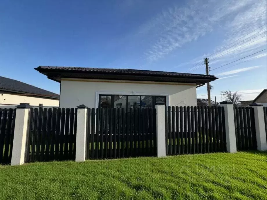 Дом в Краснодарский край, Темрюк пл. Центральная (85 м) - Фото 1