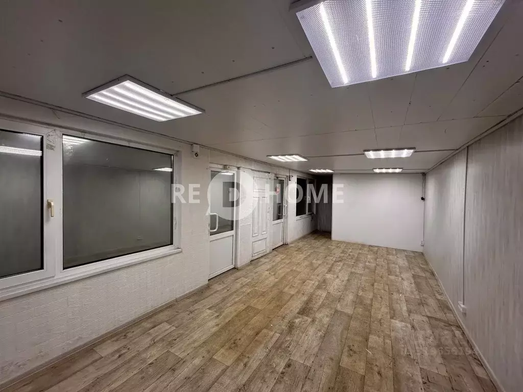 Торговая площадь в Пермский край, Добрянский муниципальный округ, ... - Фото 1