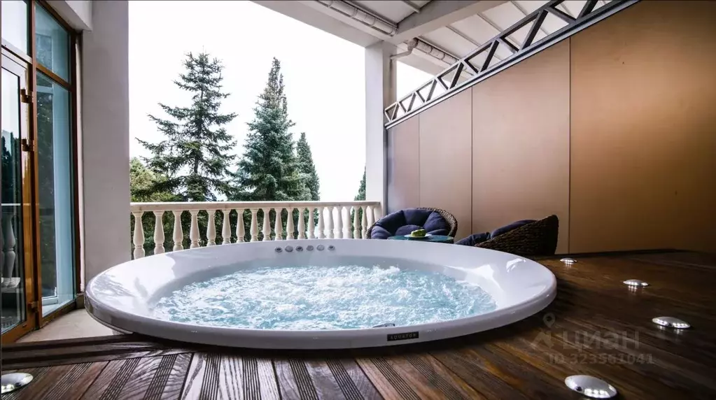 1-к кв. Крым, Алушта ул. Ленина, 2/1 (50.0 м) - Фото 1