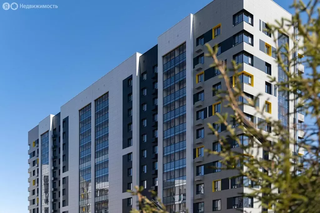 3-комнатная квартира: Сыктывкар, улица Жакова, 9 (56 м) - Фото 0