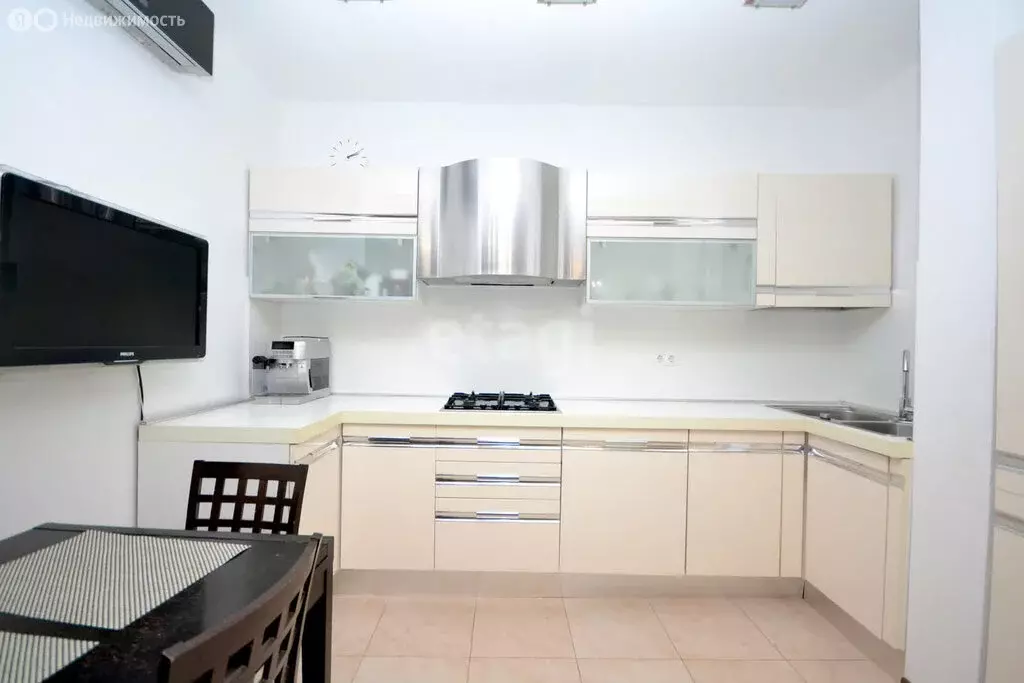4-комнатная квартира: Якутск, улица Петровского, 17/2 (114 м) - Фото 2