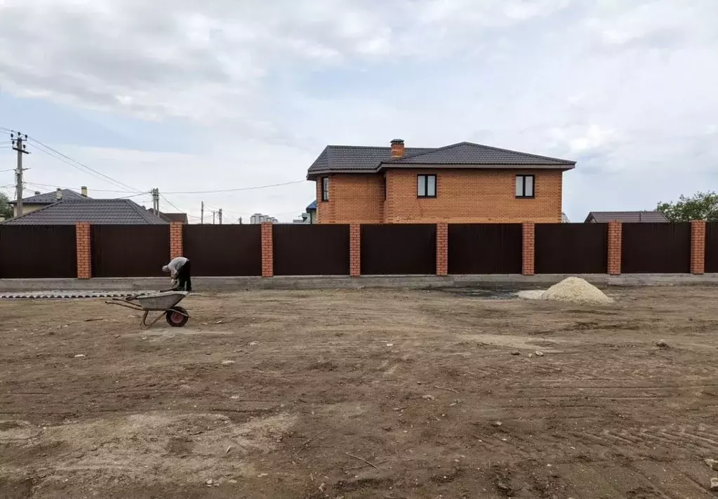 Участок в Московская область, Люберцы городской округ, д. Островцы ул. ... - Фото 1