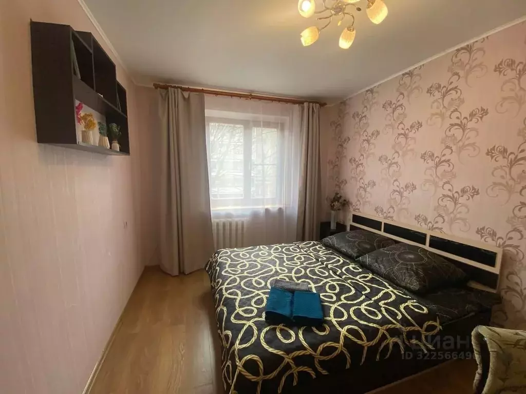 2-к кв. Вологодская область, Череповец Октябрьский просп., 50 (50.0 м) - Фото 1