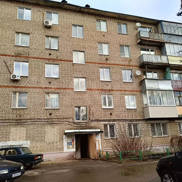 1-к. квартира, 30 м, 1/5 эт. - Фото 0