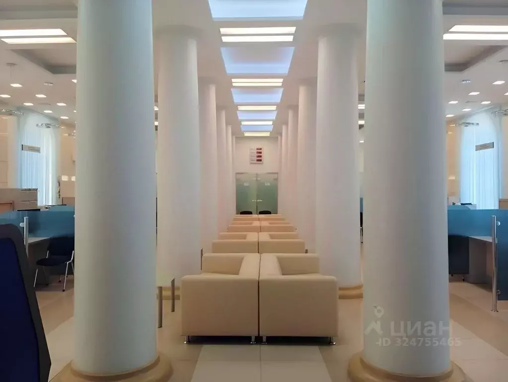 Помещение свободного назначения в Санкт-Петербург просп. Большой ... - Фото 0