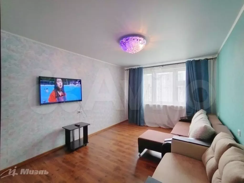 1-к. квартира, 41 м, 13/17 эт. - Фото 1