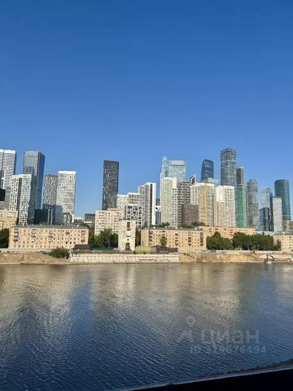 Свободной планировки кв. Москва Большая Филевская ул., 3к1 (100.0 м) - Фото 0