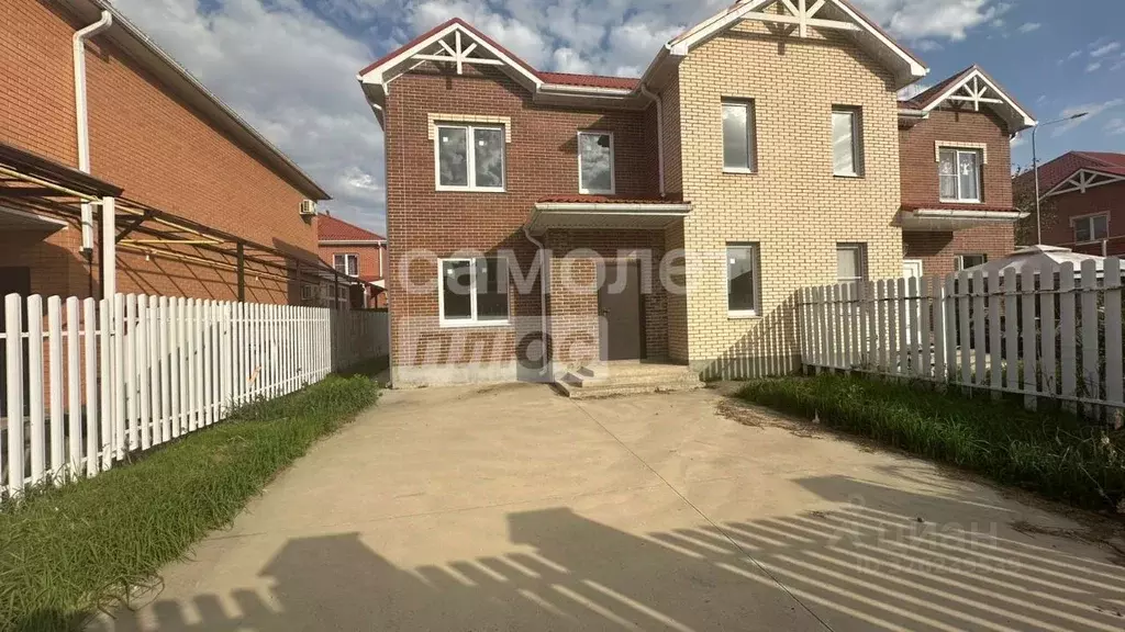 Таунхаус в Краснодарский край, Краснодар бул. Греческий, 1к102 (128 м) - Фото 1