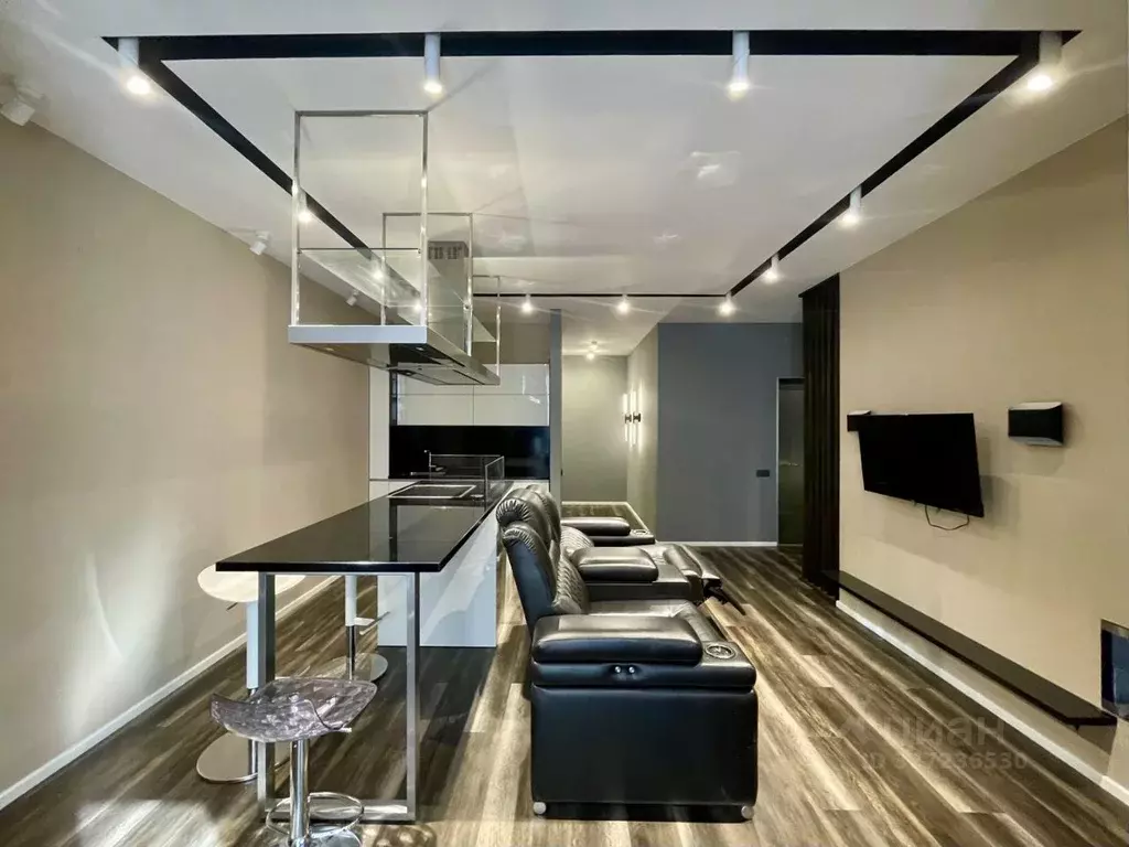 2-к кв. Омская область, Омск ул. Масленникова, 58 (70.0 м) - Фото 1