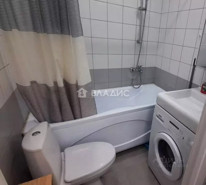 Студия Белгородская область, Белгород ул. Семейная, 31 (28.0 м) - Фото 2