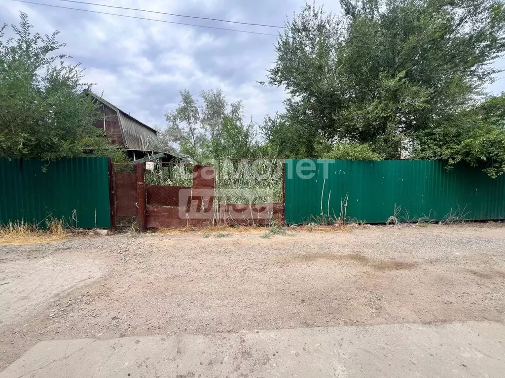 Участок в Астраханская область, Астрахань ул. Адмирала Нахимова, 251 ... - Фото 0