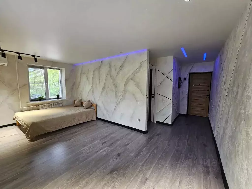 1-к кв. Волгоградская область, Волгоград ул. Кирова, 140Б (33.9 м) - Фото 1