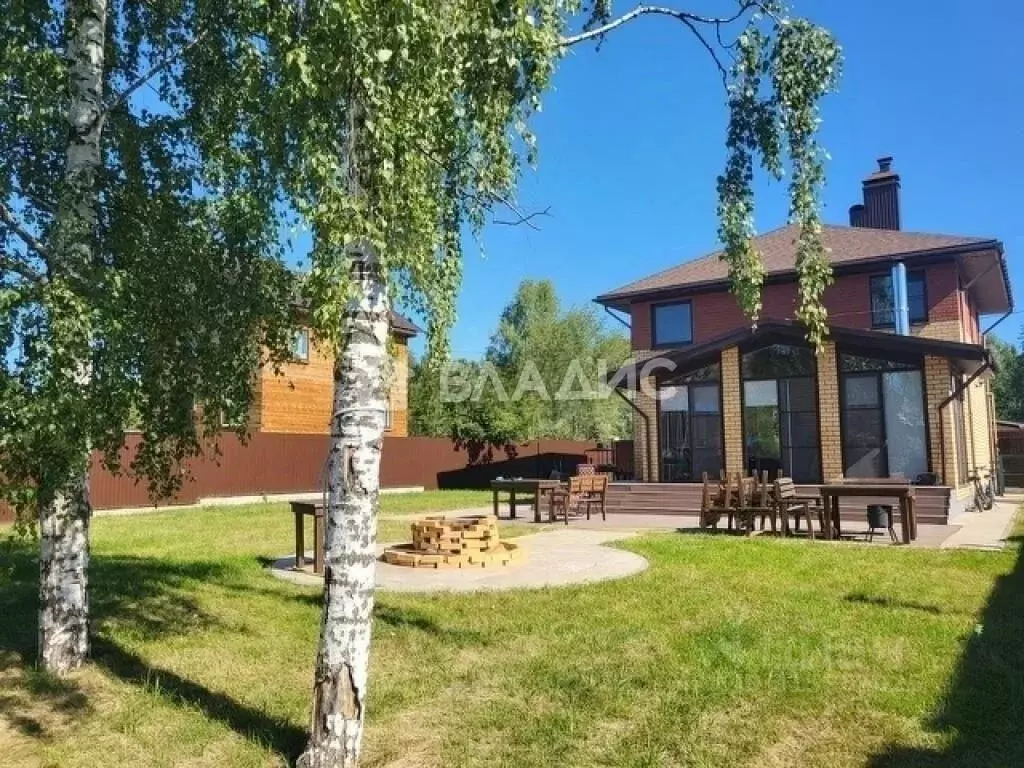 Дом в Коми, Сыктывкар ул. 1-я Новосельская, 21 (160 м) - Фото 0
