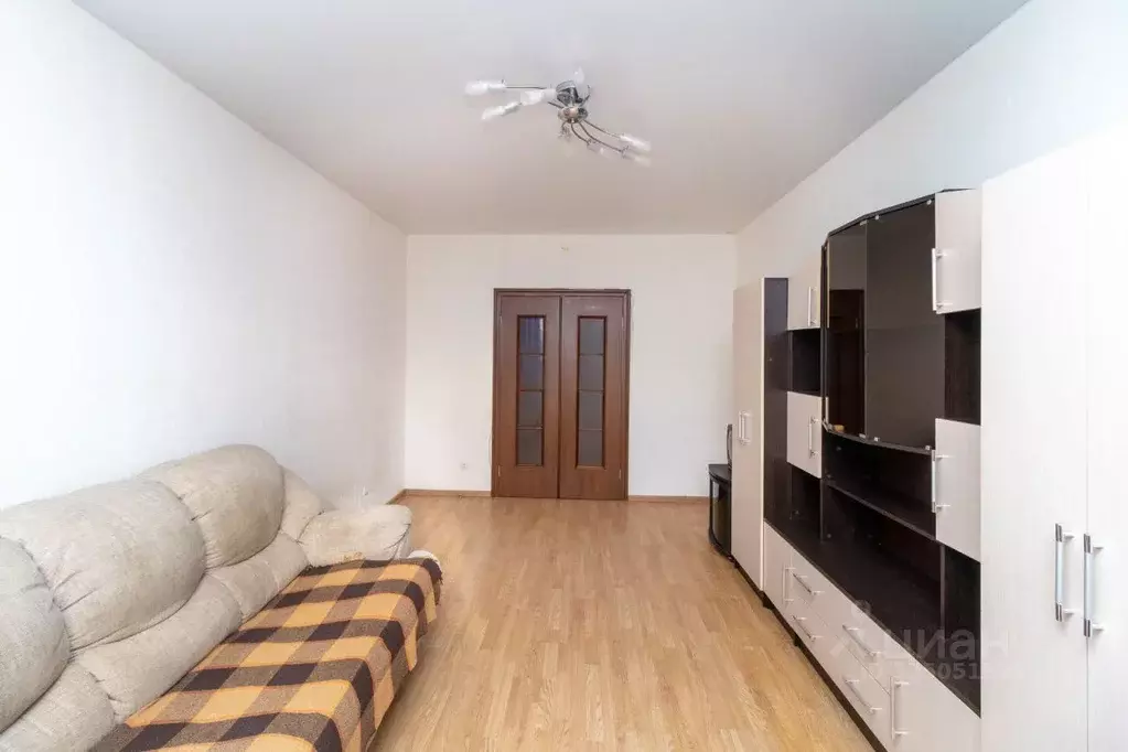 1-к кв. Тюменская область, Тюмень Заречный проезд, 43 (49.2 м) - Фото 2