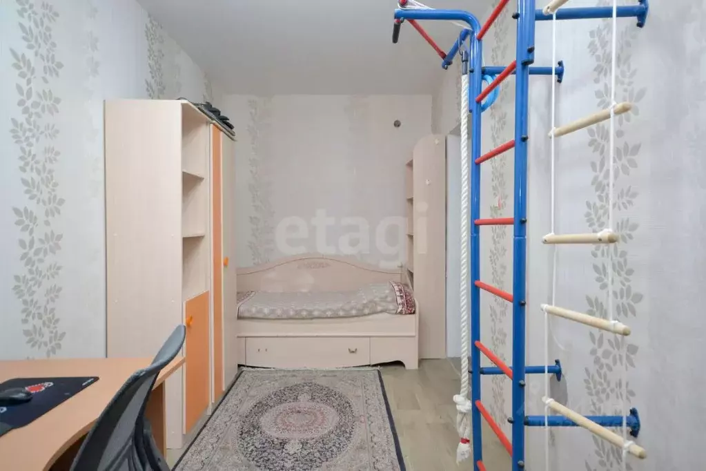 2-к кв. Саха (Якутия), Якутск ул. Кальвица, 2/3 (63.7 м) - Фото 1