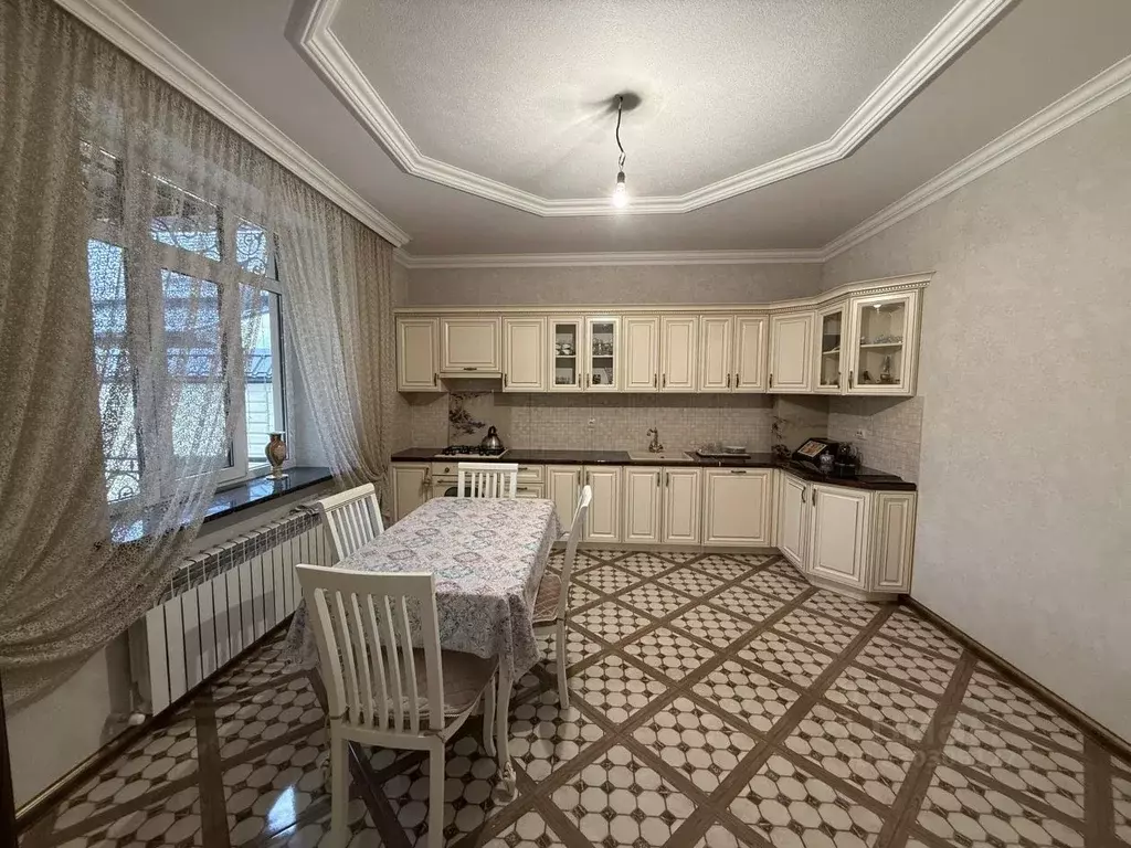 Дом в Кабардино-Балкария, Нальчик ул. Клары Цеткин (270 м) - Фото 2