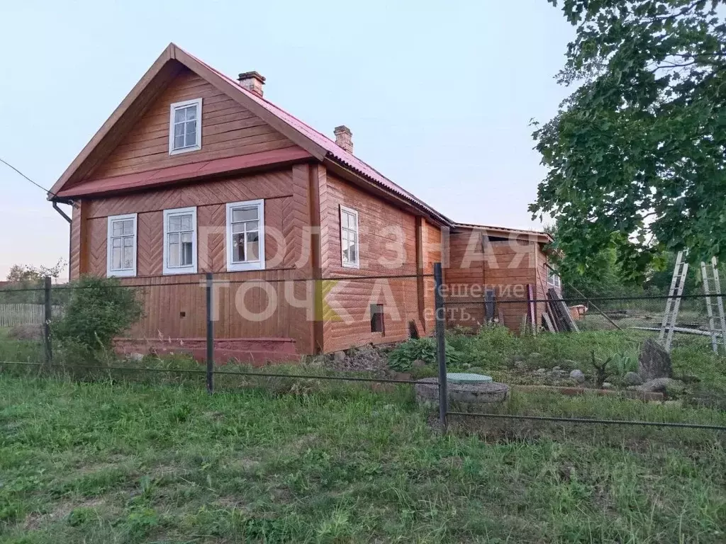 Дом в Новгородская область, Любытинское с/пос, с. Зарубино ул. ... - Фото 1