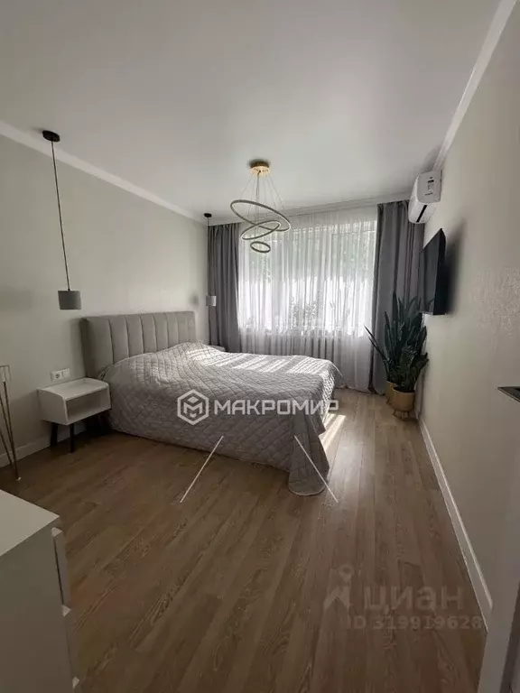 3-к кв. Брянская область, Брянск Авиационная ул., 22 (56.0 м) - Фото 0