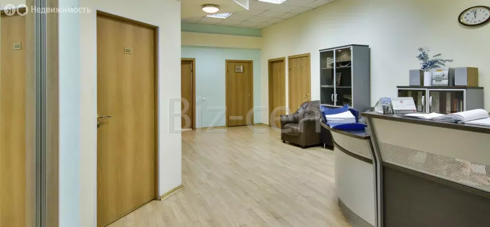 Офис (210 м) - Фото 1