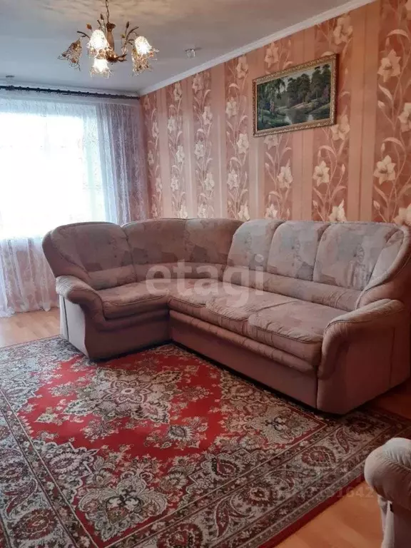 3-к кв. Белгородская область, Шебекино ул. Дзержинского, 5 (62.0 м) - Фото 0