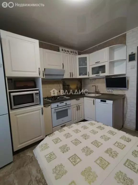 2-комнатная квартира: Стерлитамак, улица Худайбердина, 202 (55.7 м) - Фото 0