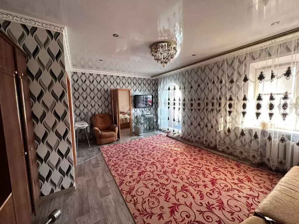 4-к кв. Астраханская область, Астрахань Имени Бабаевского мкр, ул. ... - Фото 0