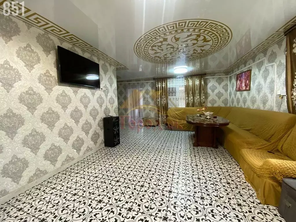 Дом в Воронежская область, Борисоглебск ул. Фрунзе (130 м) - Фото 1