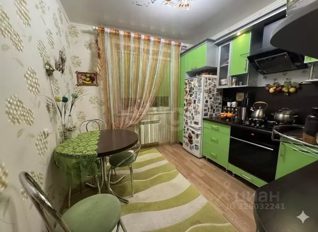 3-к кв. Белгородская область, Губкин Преображенская ул., 6 (65.7 м) - Фото 1